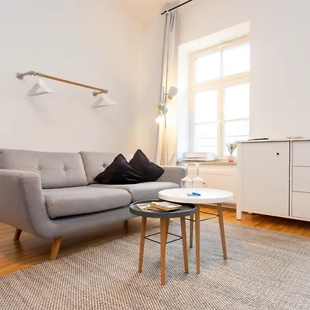Luxus-apartment Im Herzen Von - Kostenloser Parkplatz In Videouberwachter Tiefgarage